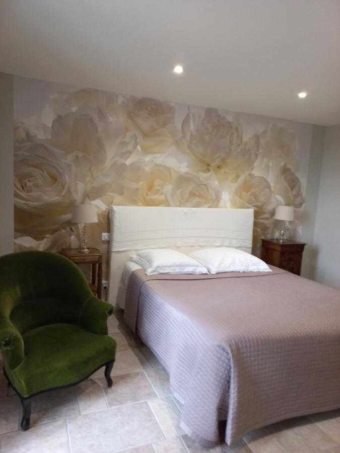 L'Eglantyne Bed & Breakfast La Chapelle-de-Guinchay Ngoại thất bức ảnh